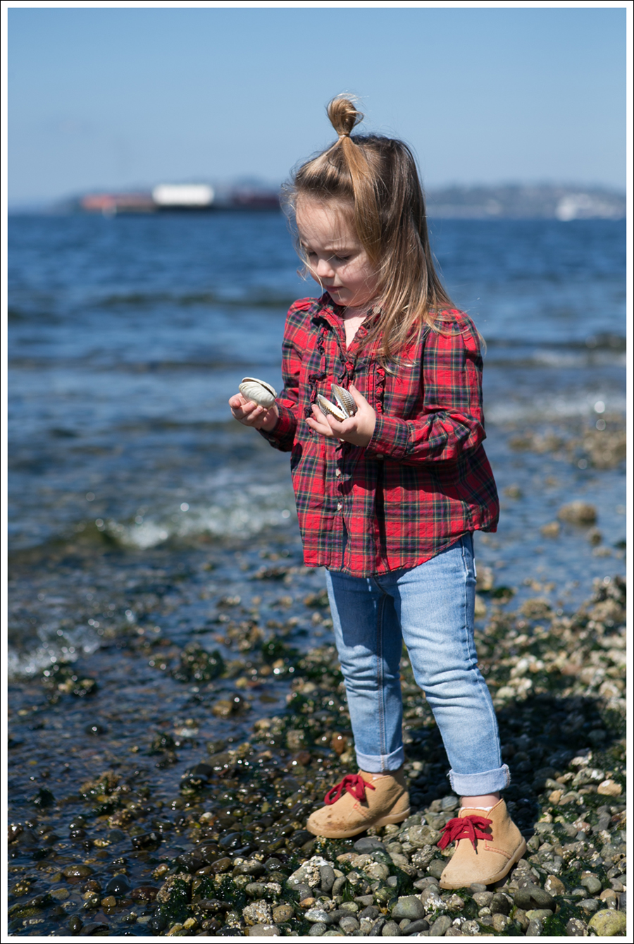 Blog Ralph Lauren Plaid Top Gap Light Skinny Jeans Gap Tan Red Booties-1