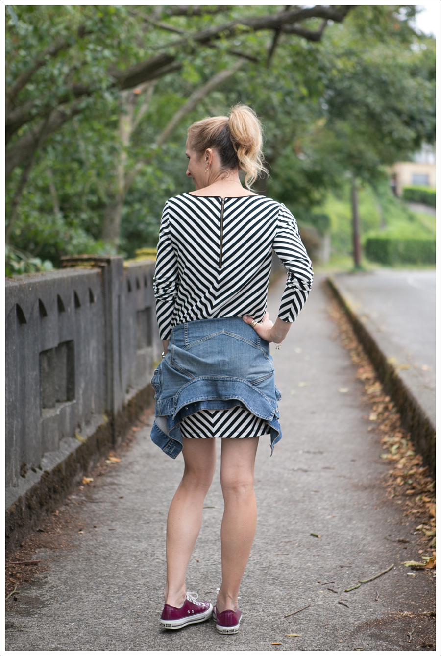 Blog Silence and Noise striped Dress Fuscia Converse Gap Jean Jacket-3