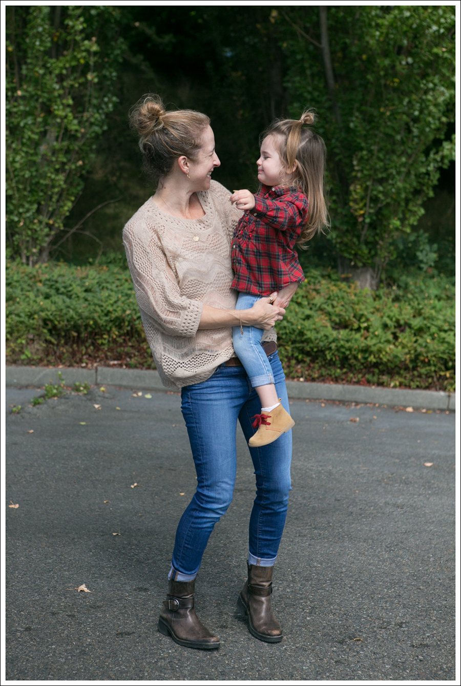 Blog StyleMint loose Knit Sweater J Brand Skinny Karma Cafe Noire Booties-2