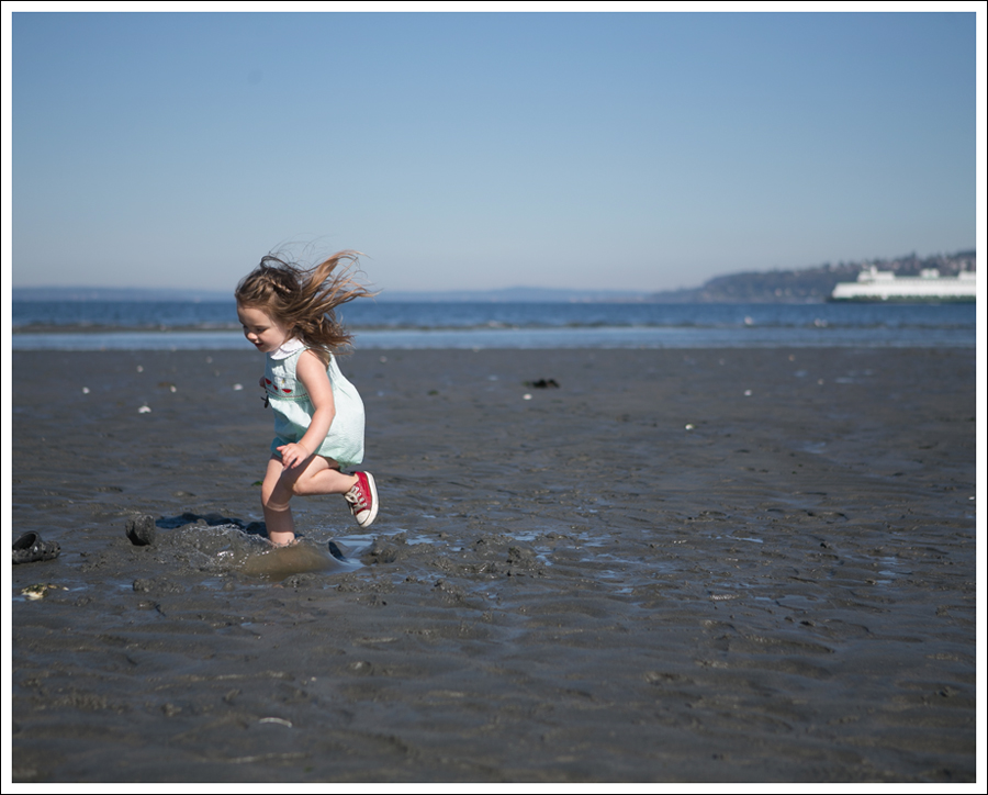 Blog Vintage Green Romper Red Converse Low Tide Alki Beach-8