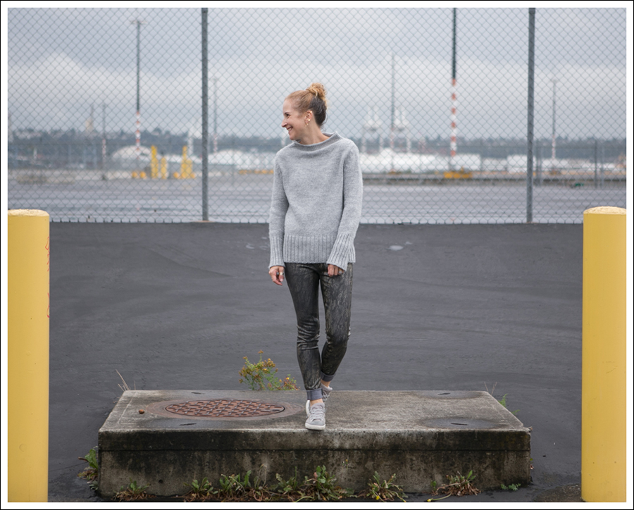 Blog Gray Zara Funnel Neck Sweater Coated J Brand Python Skinny Jeans Gray Suede Converse-6