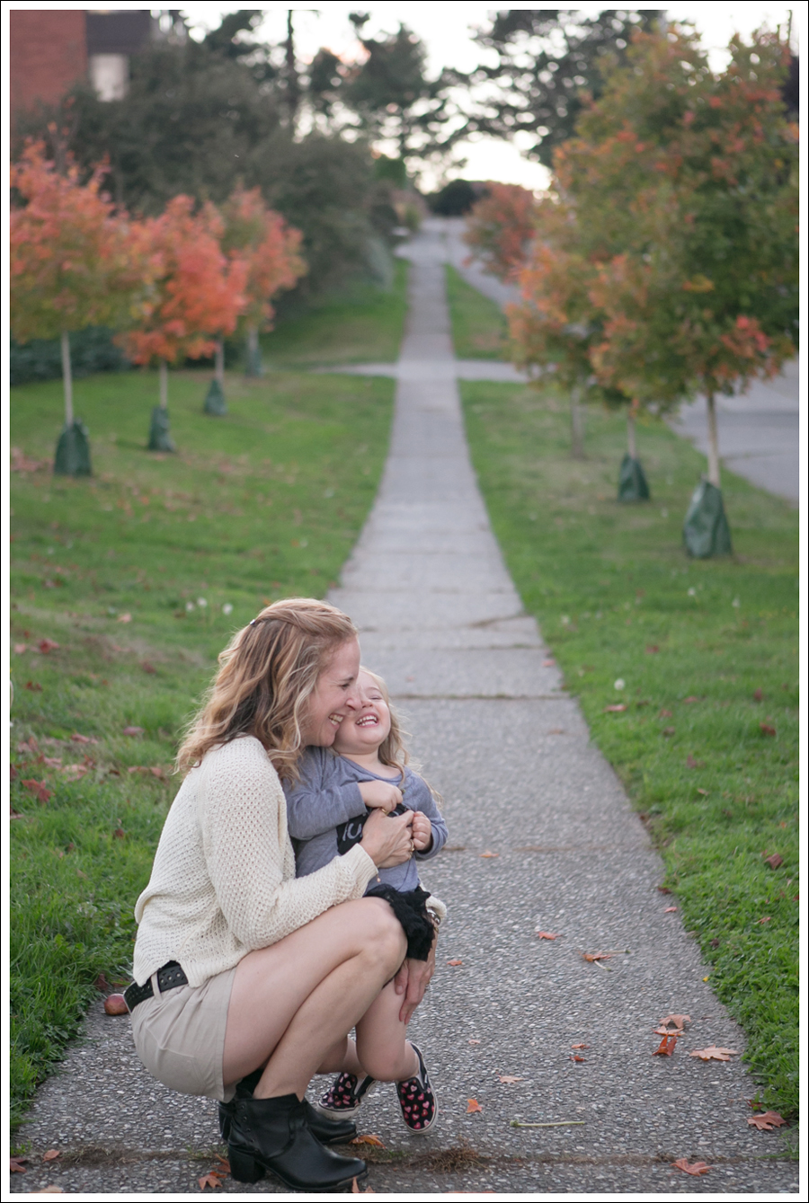 Blog HM Cream Sweater Current Elliott Boyfriend Leather Shorts SixtySeven Blake Bootie-8