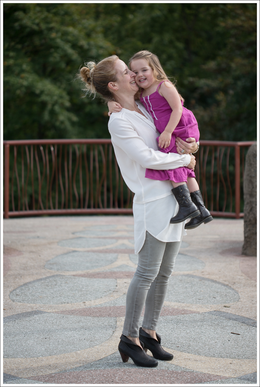 Blog HM Cream Tunic Goldsign Gray Mayhem Skinny Jeans Frye Lisa Short Stitch Booties-6