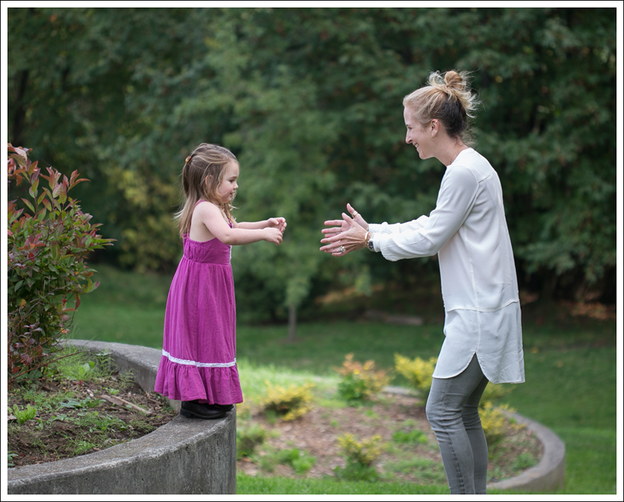 Blog HM Cream Tunic Goldsign Gray Mayhem Skinny Jeans Frye Lisa Short Stitch Booties--8