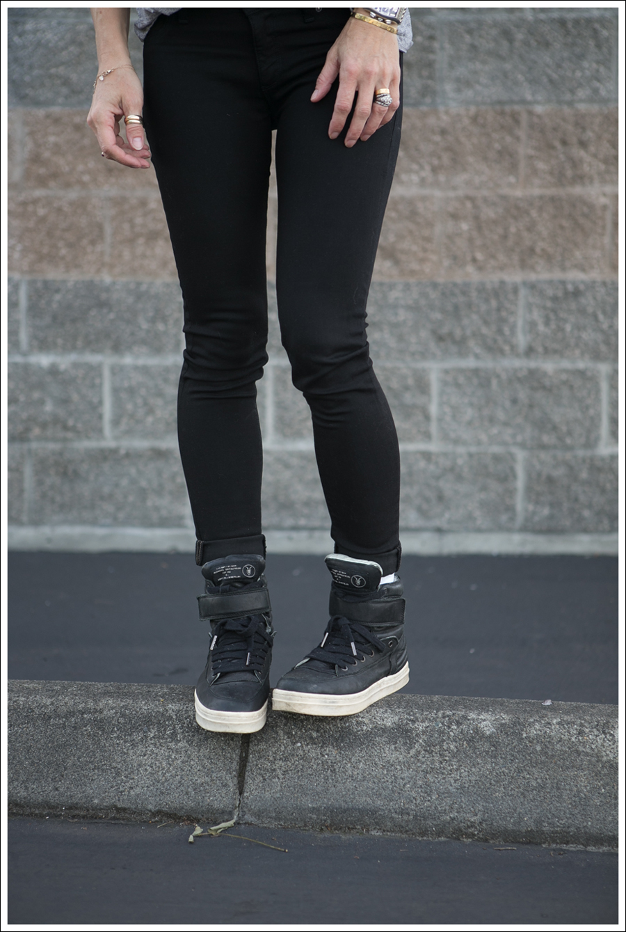 Blog HM Muscle Tee DL1961 Emma in Riker All Saints Spitagields Leather High Tops-2