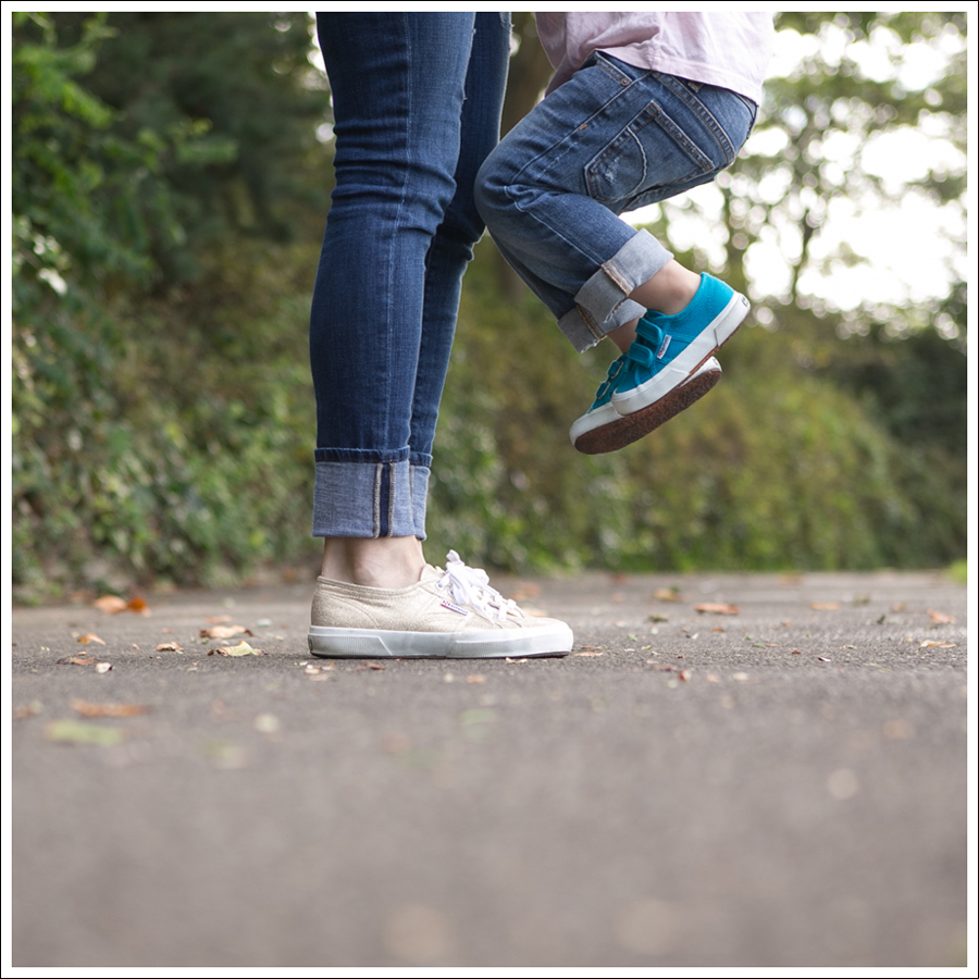 Blog Xhiliration Cream Boho Tank Genetic Denim Twig Gold Glitter Superga-6