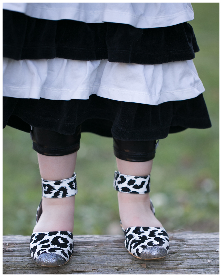 Blog DIY Glitter Toe Shoes-