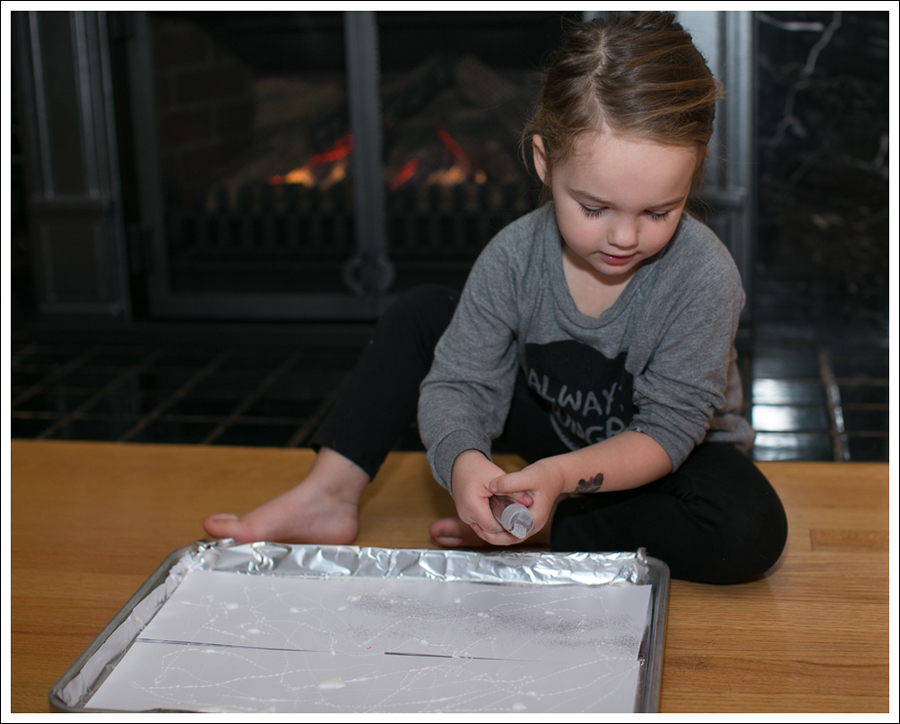 Blog DIY Toddler Glitter Thank You Card Art-6