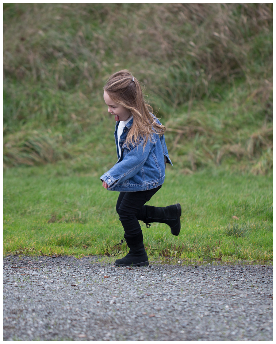 Blog Levis Jacket HM Sweater DL1961 Chloe Macpherson Baby Quiz Boots-