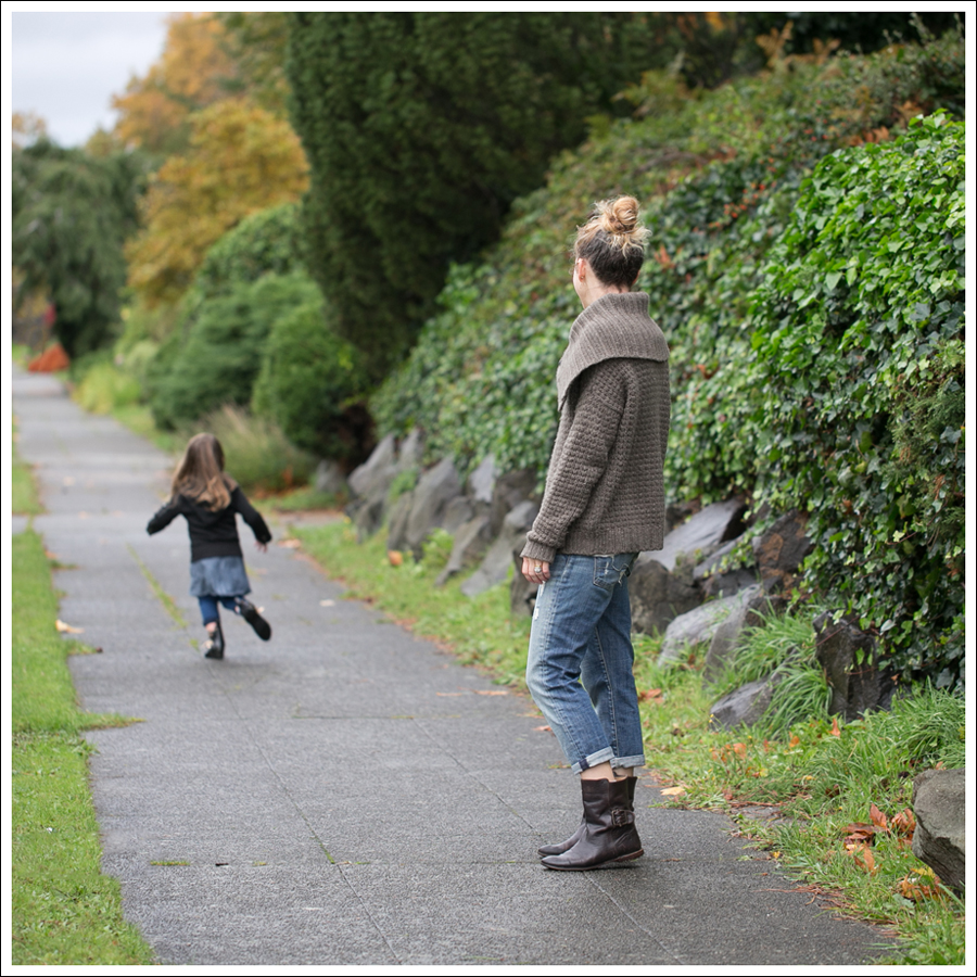 Blog Theory Tootsie Tweed Sweater 7FAM Josefina Cropped Skinny Destroyed Boyfriend Jeans Frye Short Boot-2
