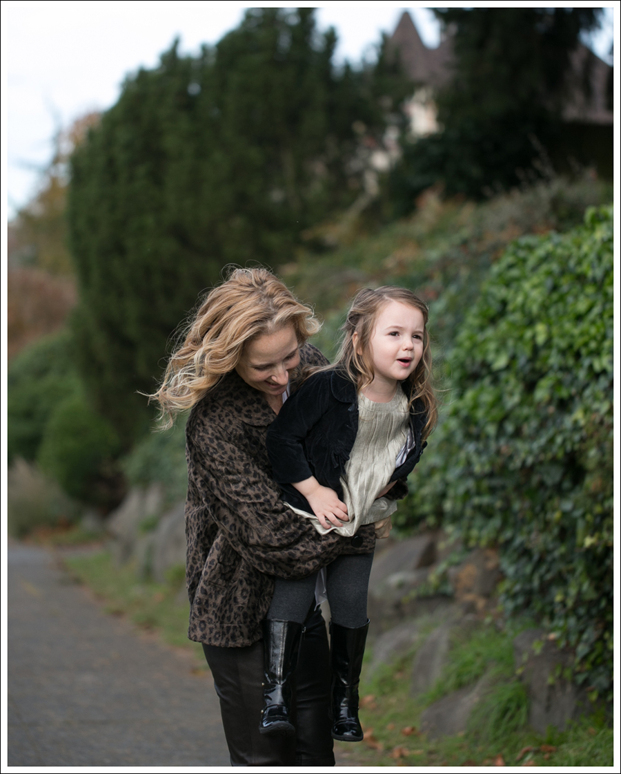 blog Charles Gray Leopard Jacket Vince Blouse Milly Leather Ankle Zip Pants Via Spiga Pumps-4