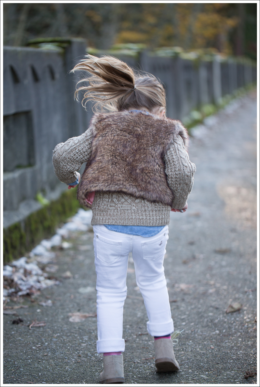 Blog Faux Fur Vest DL1961 Chloe Whiteley-8