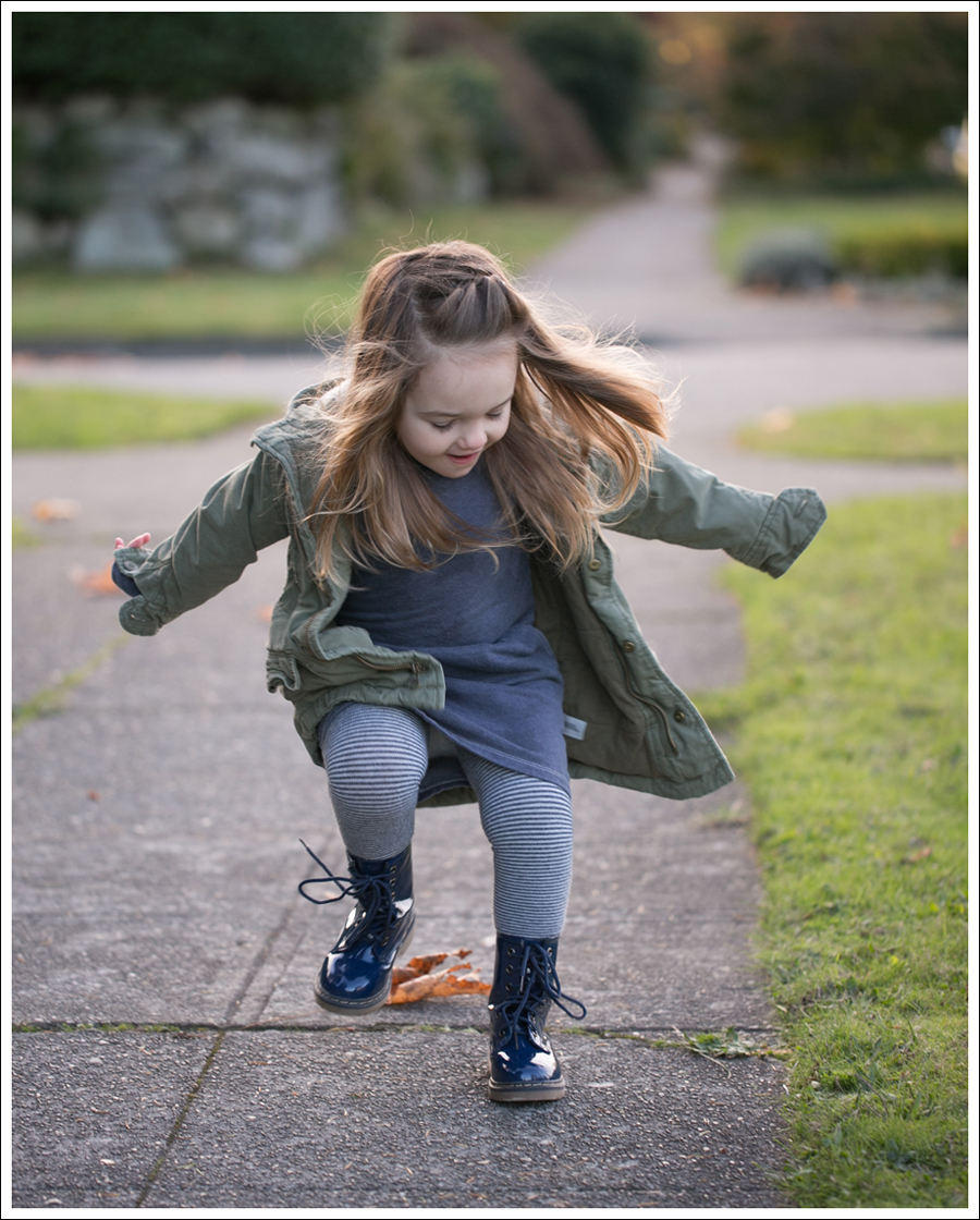 Blog Gap Green Parka Old navy Star Dress HM Tights Zulily Link Navy Boots-7