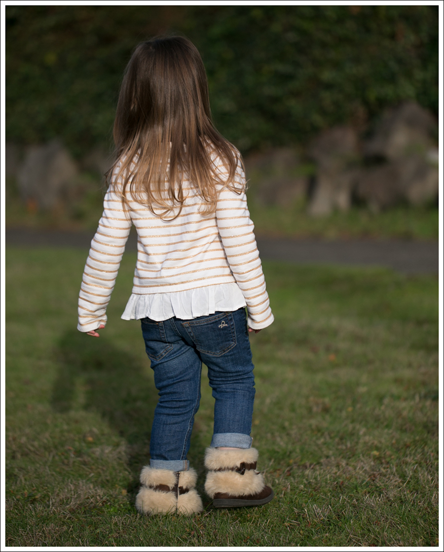 Blog Old Navy Gold Striped Sweatshirt DL1961 Harper Cherokee Faux Fur Boots-8
