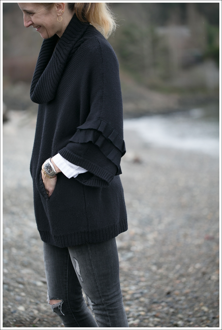 Blog Tahari Black Sweater Paige Destroyed Skinny Black Superga-4