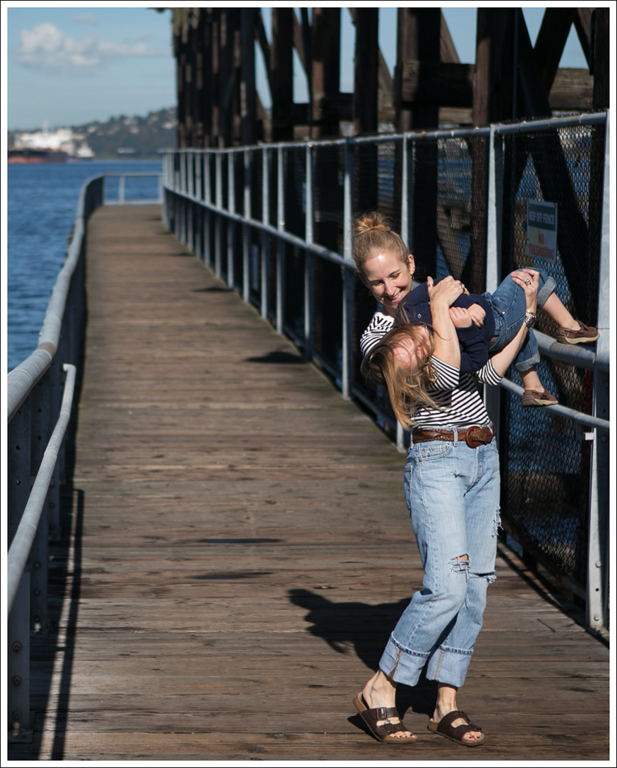 Blog Zara Stiped Crop Top Vintage DIY Destroyed Levis Birkenstocks-8