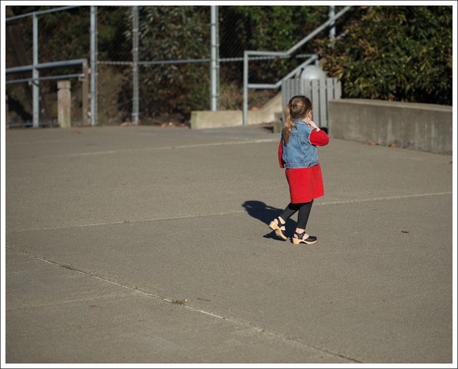 Blog Gap Denim Vest HM Red Zip Dress Levis Jeggings Sven Mary Jane Toddler Clogs-5