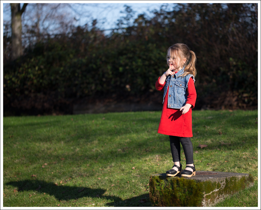 Blog Gap Denim Vest HM Red Zip Dress Levis Jeggings Sven Mary Jane Toddler Clogs-7