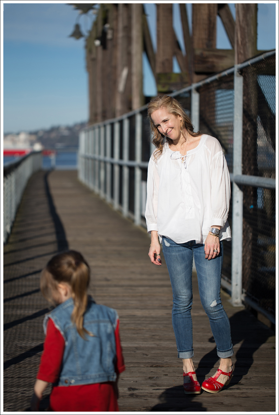 Blog See by Chloe White Boho Vince destroyed Skinny Jeans Sven Lacy Clog-3