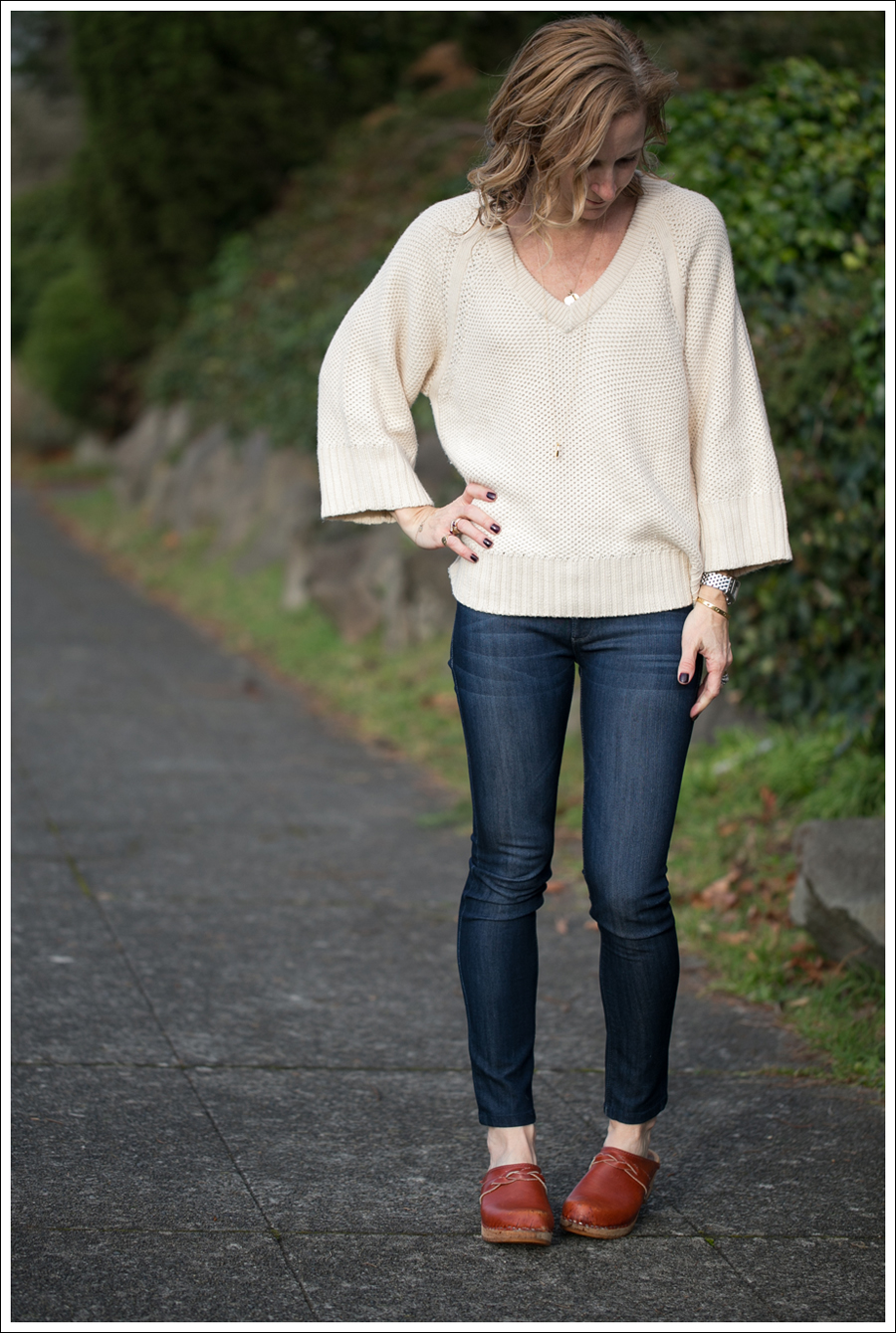 Blog Zara Sweater DL1961 Emma Bloom Vintage Holje Clogs-1