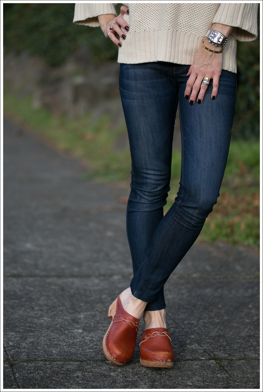 Blog Zara Sweater DL1961 Emma Bloom Vintage Holje Clogs-2