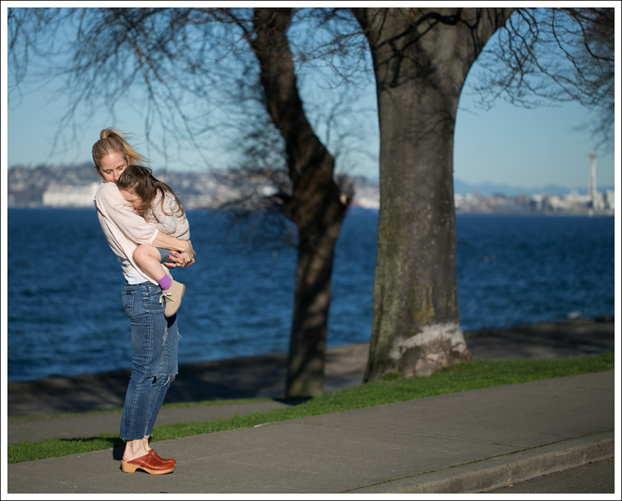 Blog hm conscious collection top 7 FAM DIY destroyed Straight Leg Jeans Vintage Clogs-5