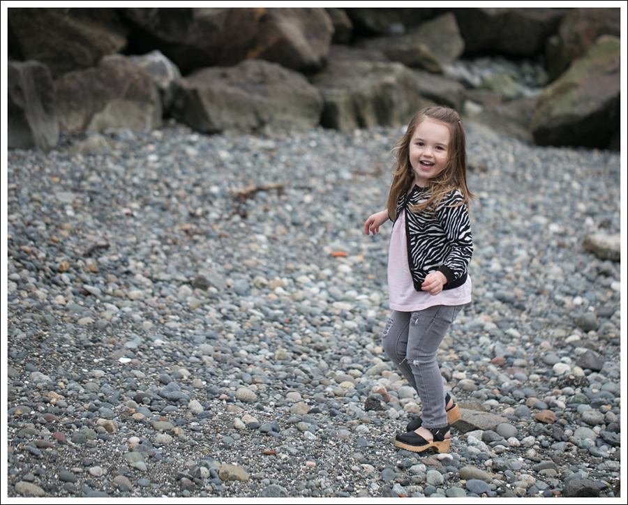 Blog HM Zebra Cardigan Gapkids Tee Gray Mini Skinny DIY destroyed Jeans Sven Toddler Mary Jane Ankle Strap Clogs-14