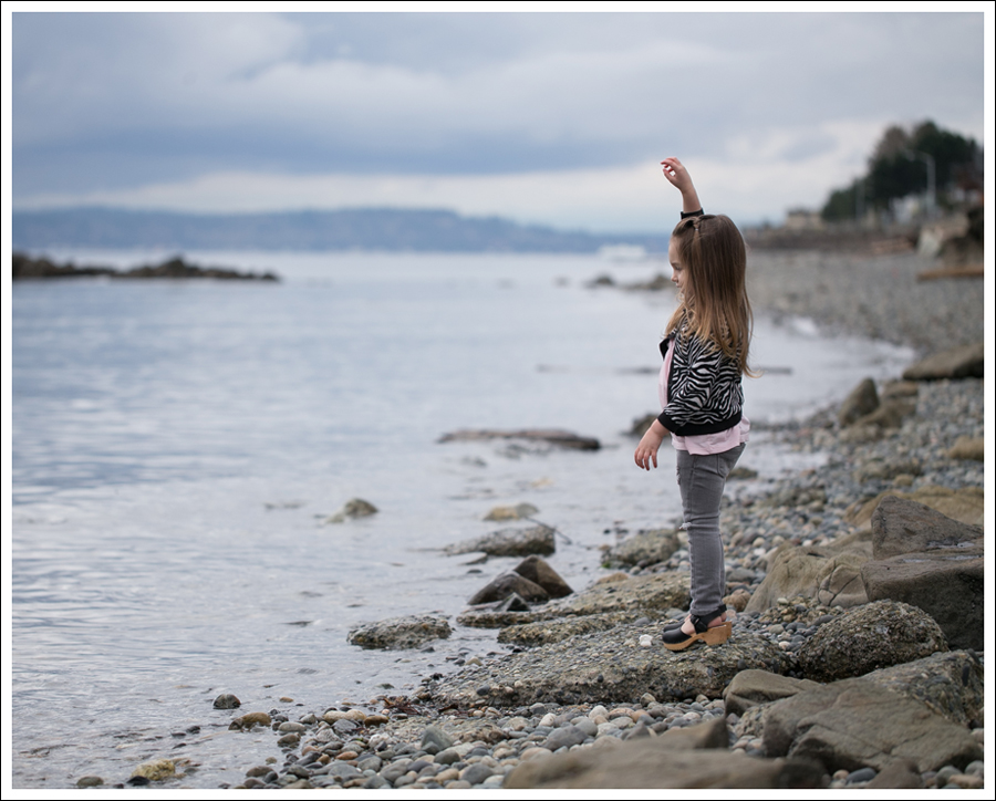Blog HM Zebra Cardigan Gapkids Tee Gray Mini Skinny DIY destroyed Jeans Sven Toddler Mary Jane Ankle Strap Clogs-17