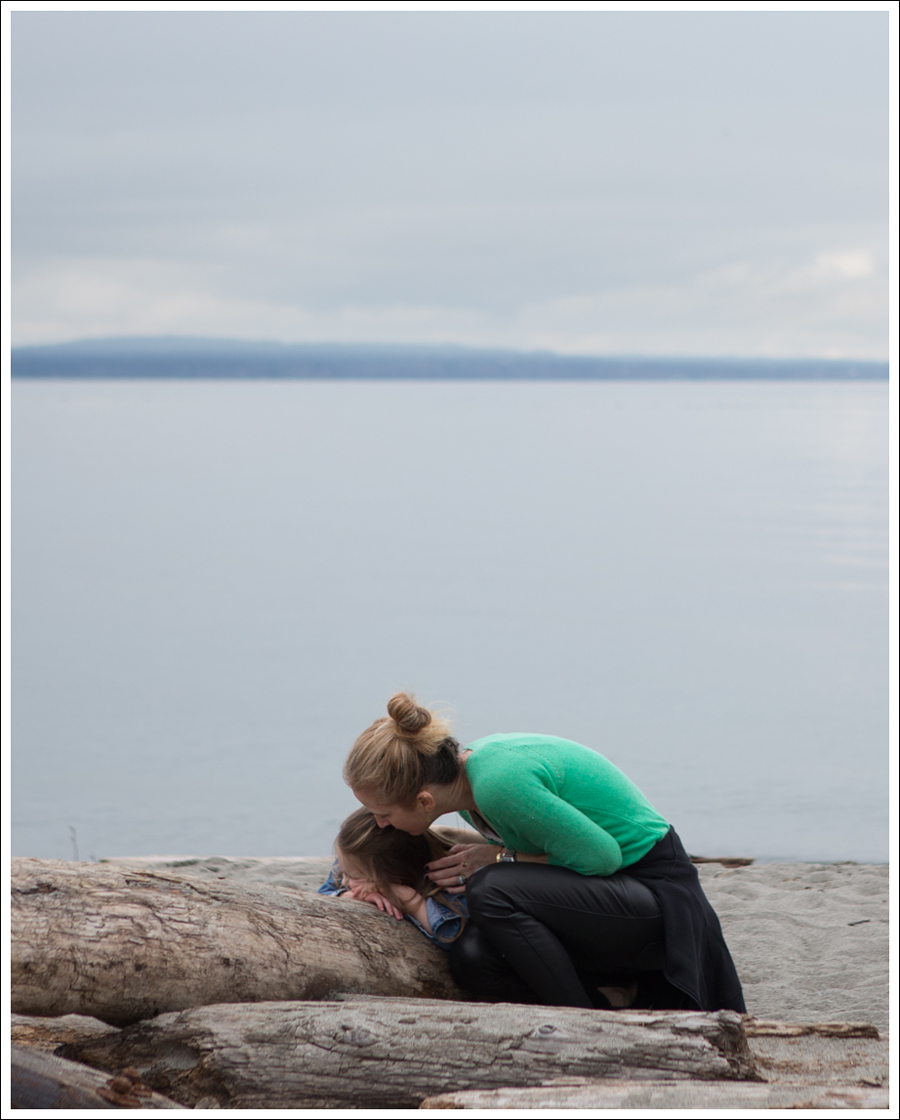 Blog Protector Lover Mother Hoodie Autmn Cashmere Green Henley Sweater Genetic Denim Shya leather Pants Black Converse-2