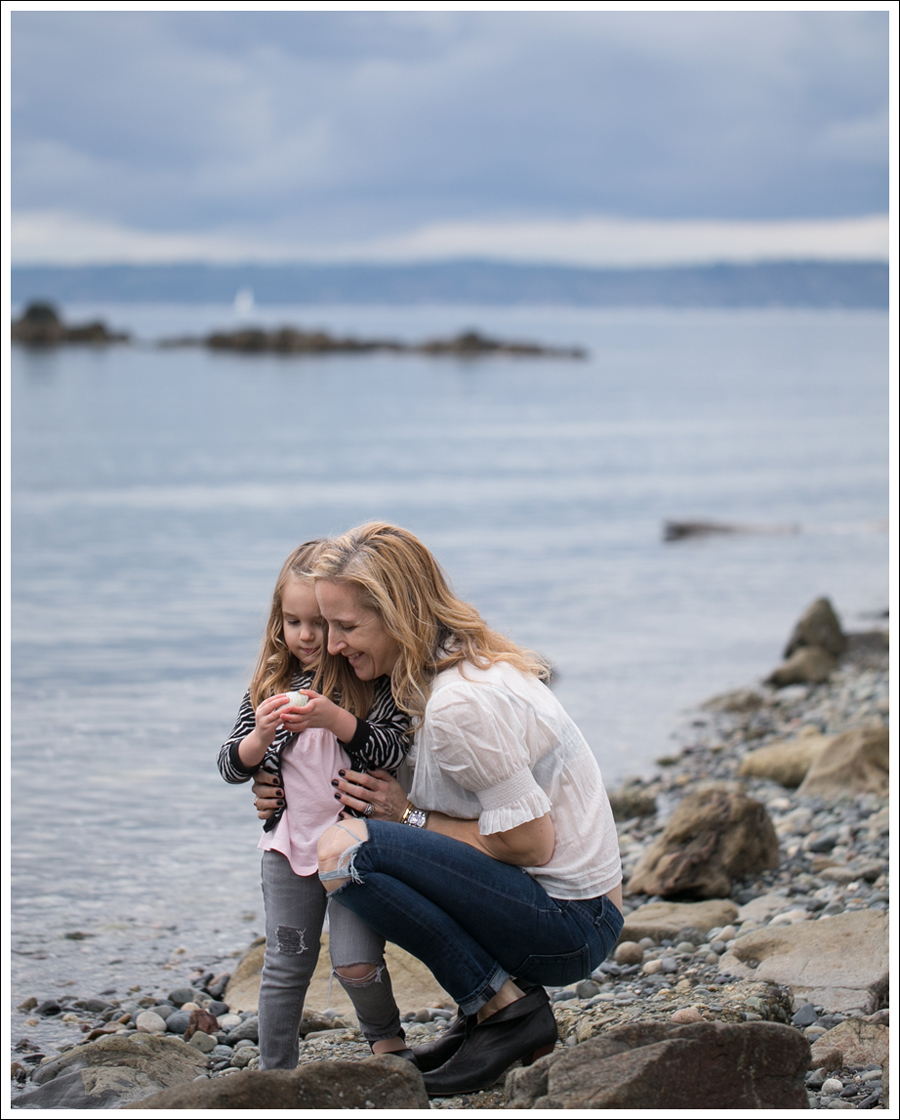 Blog See by Chloe SS Boho Top Paige Skyline Skinny DIY Destroyed Jeans Frye Lisa Short Stitch Booties-3