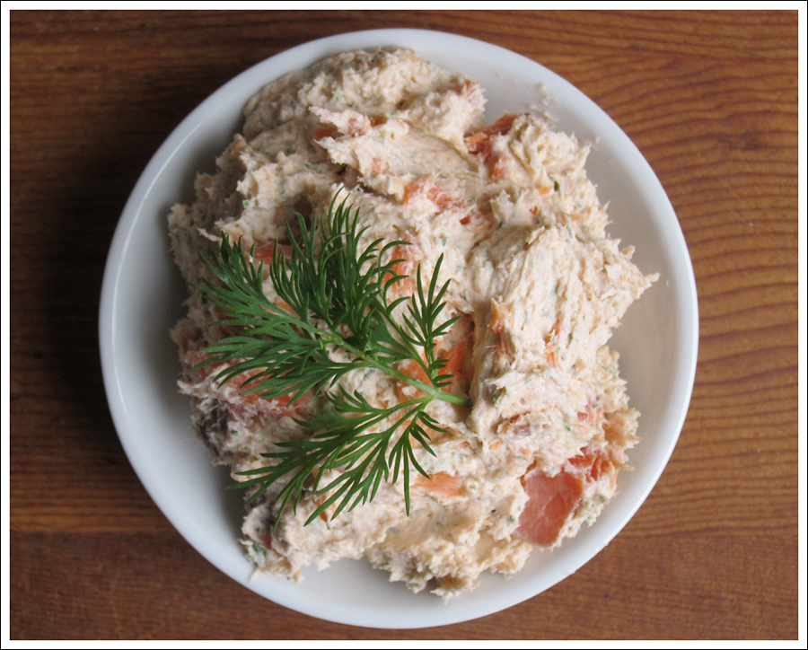 Blog smoked salmon dill dip-3
