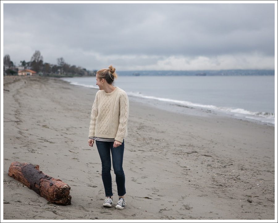 Blog Vintage Fishermans Sweater Paige Skyline Ankle Peg Lorelei Black Converse-1