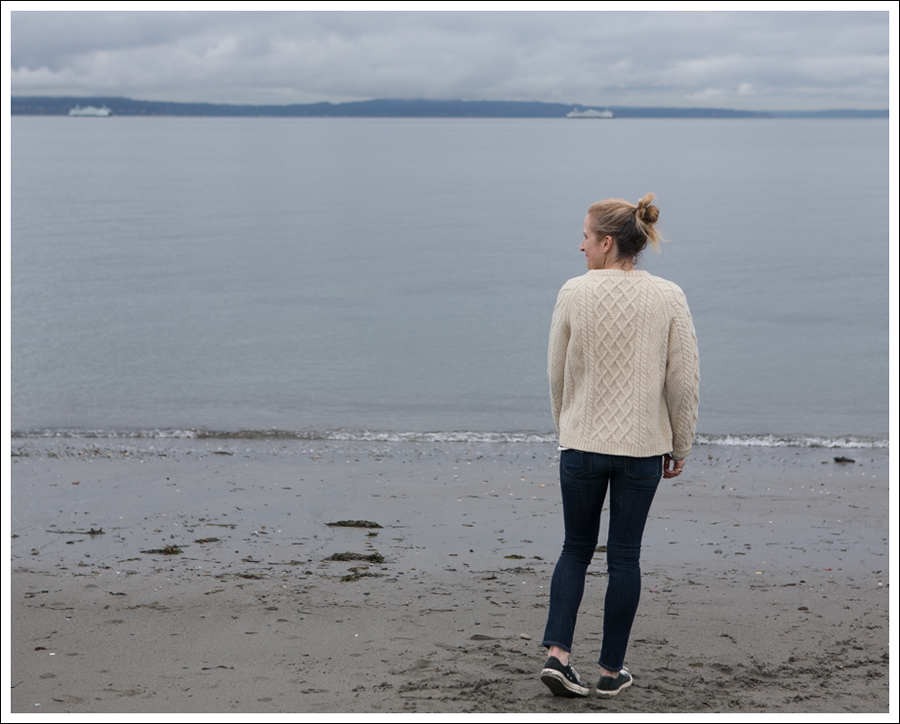 Blog Vintage Fishermans Sweater Paige Skyline Ankle Peg Lorelei Black Converse-10