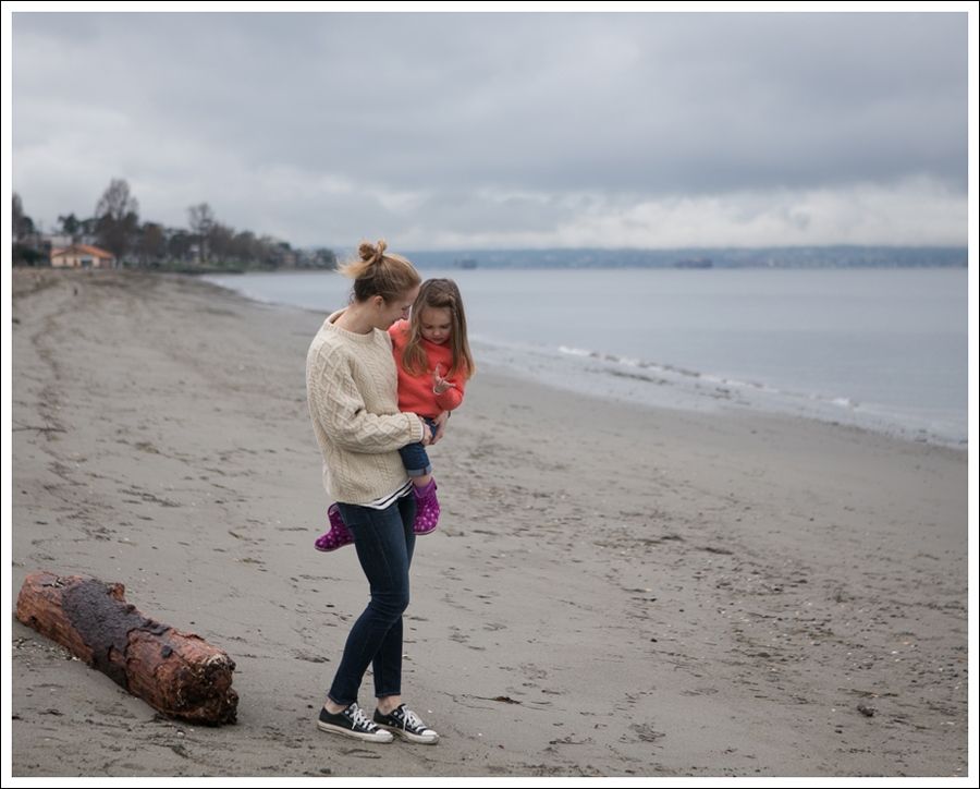 Blog Vintage Fishermans Sweater Paige Skyline Ankle Peg Lorelei Black Converse-2
