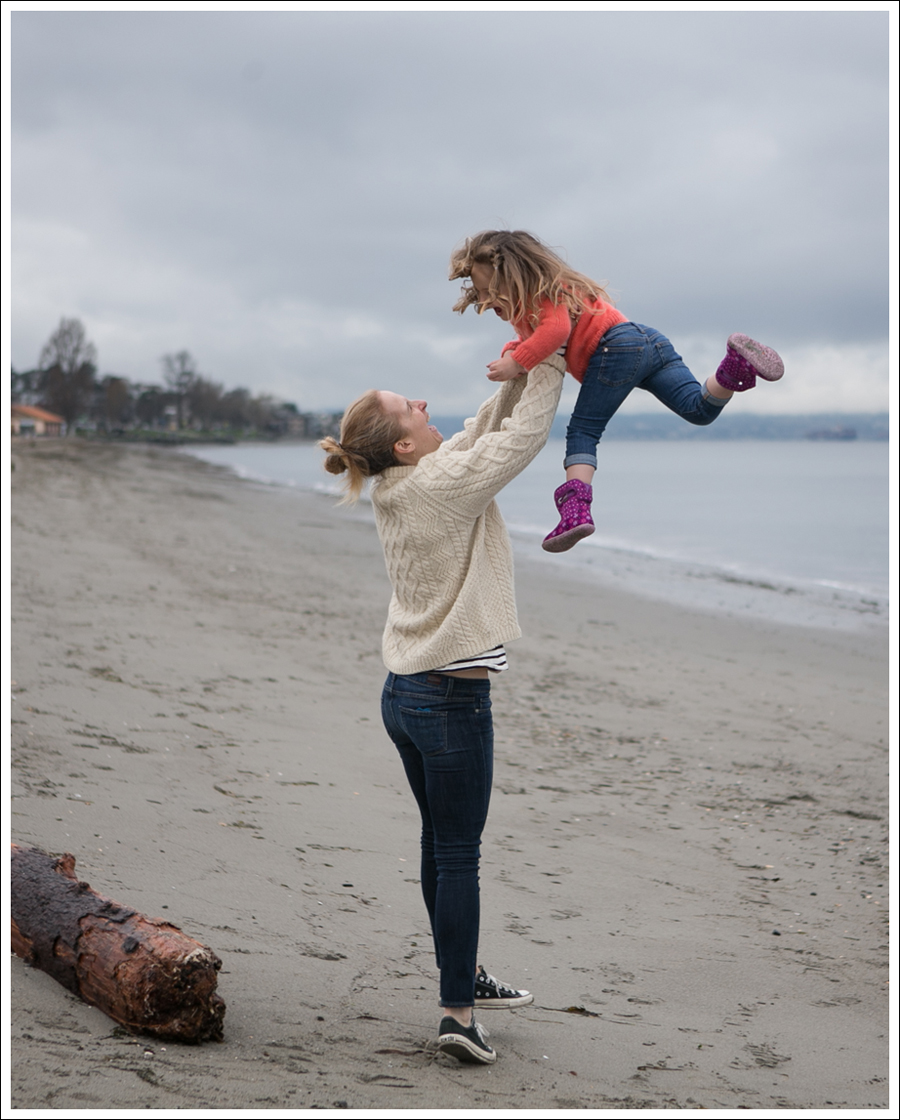 Blog Vintage Fishermans Sweater Paige Skyline Ankle Peg Lorelei Black Converse-3