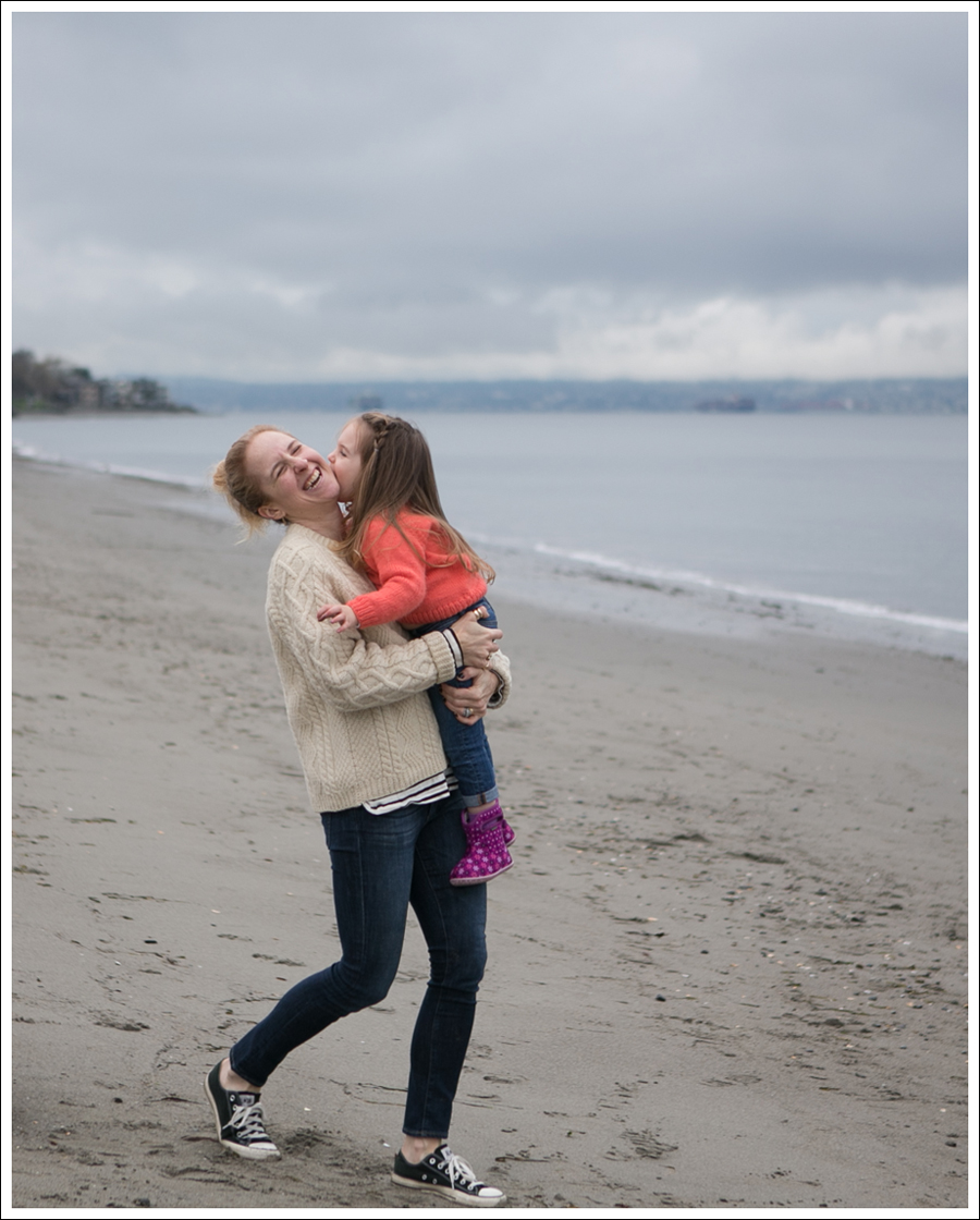 Blog Vintage Fishermans Sweater Paige Skyline Ankle Peg Lorelei Black Converse-4