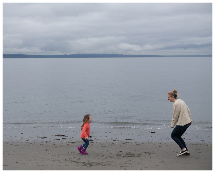 Blog Vintage Fishermans Sweater Paige Skyline Ankle Peg Lorelei Black Converse-6