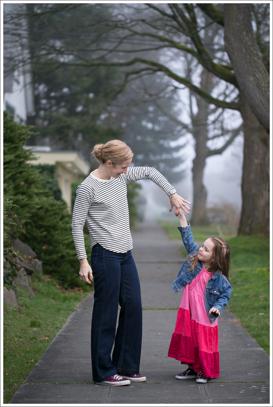 Blog Zara Striped Sweatshirt J Brand Wide Leg Pink Convserse-6