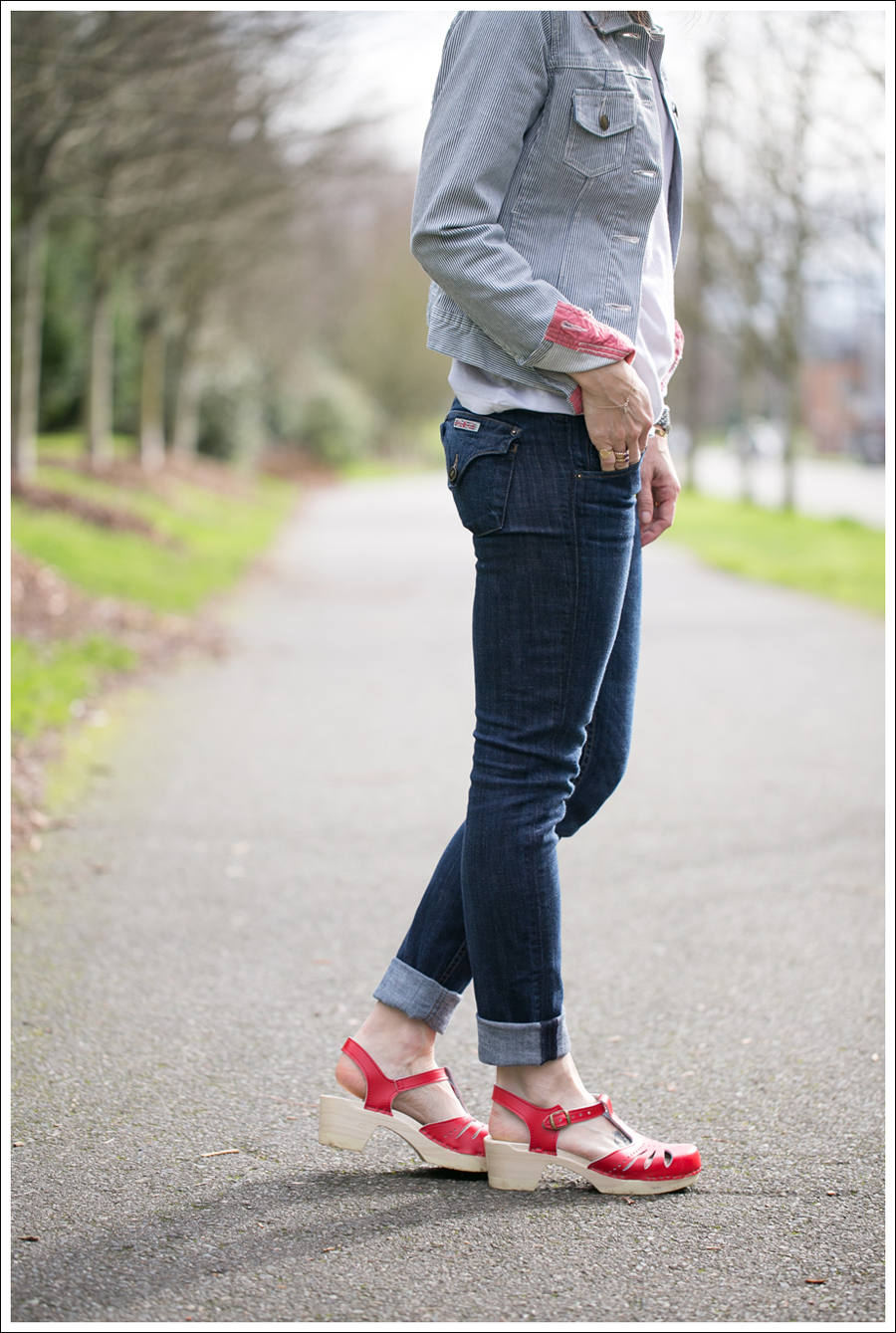 Blog Boden Railroad Stripes Denim Jacket Hudson Skinny Jeans Red Sven Lacy Clogs-3
