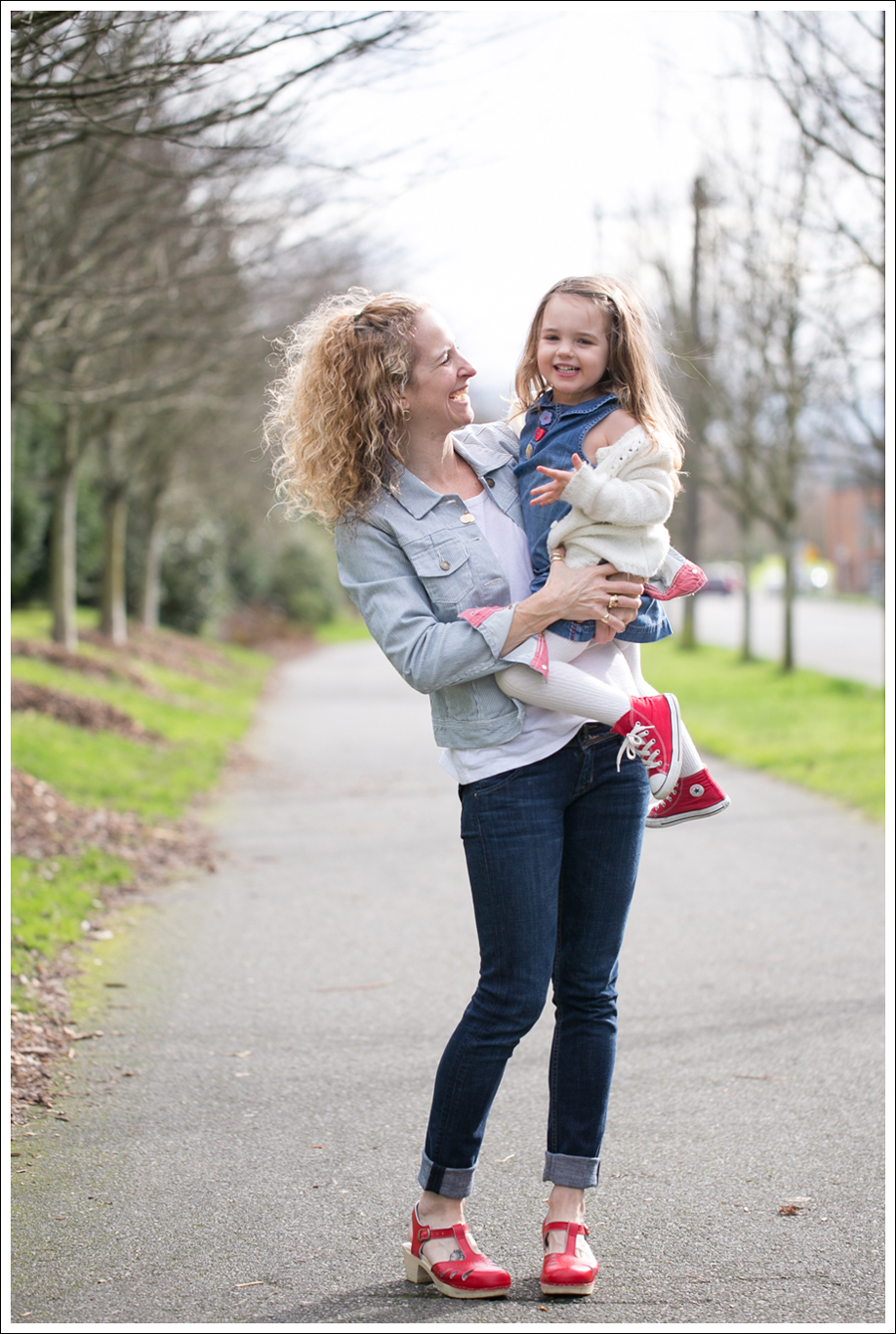 Blog Boden Railroad Stripes Denim Jacket Hudson Skinny Jeans Red Sven Lacy Clogs-4
