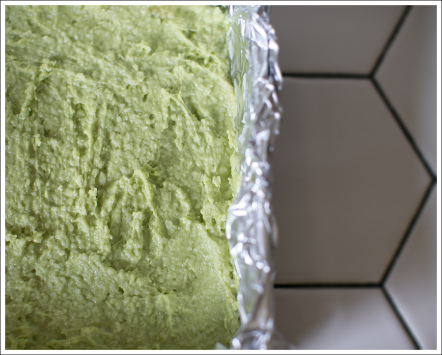 Blog Paleo Vegetarian No Bake Avocado Chocolate Mint Bars-8