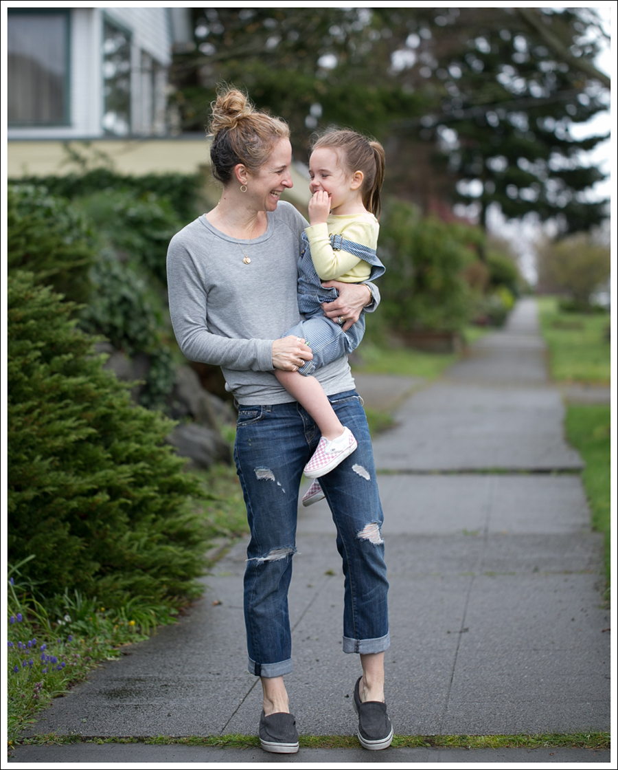 Blog StyleMint Sweatshirt Current Elliott Destroyed Boyfriend Jeans Airwalk Slip Ons-6