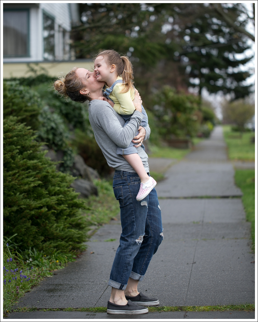 Blog StyleMint Sweatshirt Current Elliott Destroyed Boyfriend Jeans Airwalk Slip Ons-8