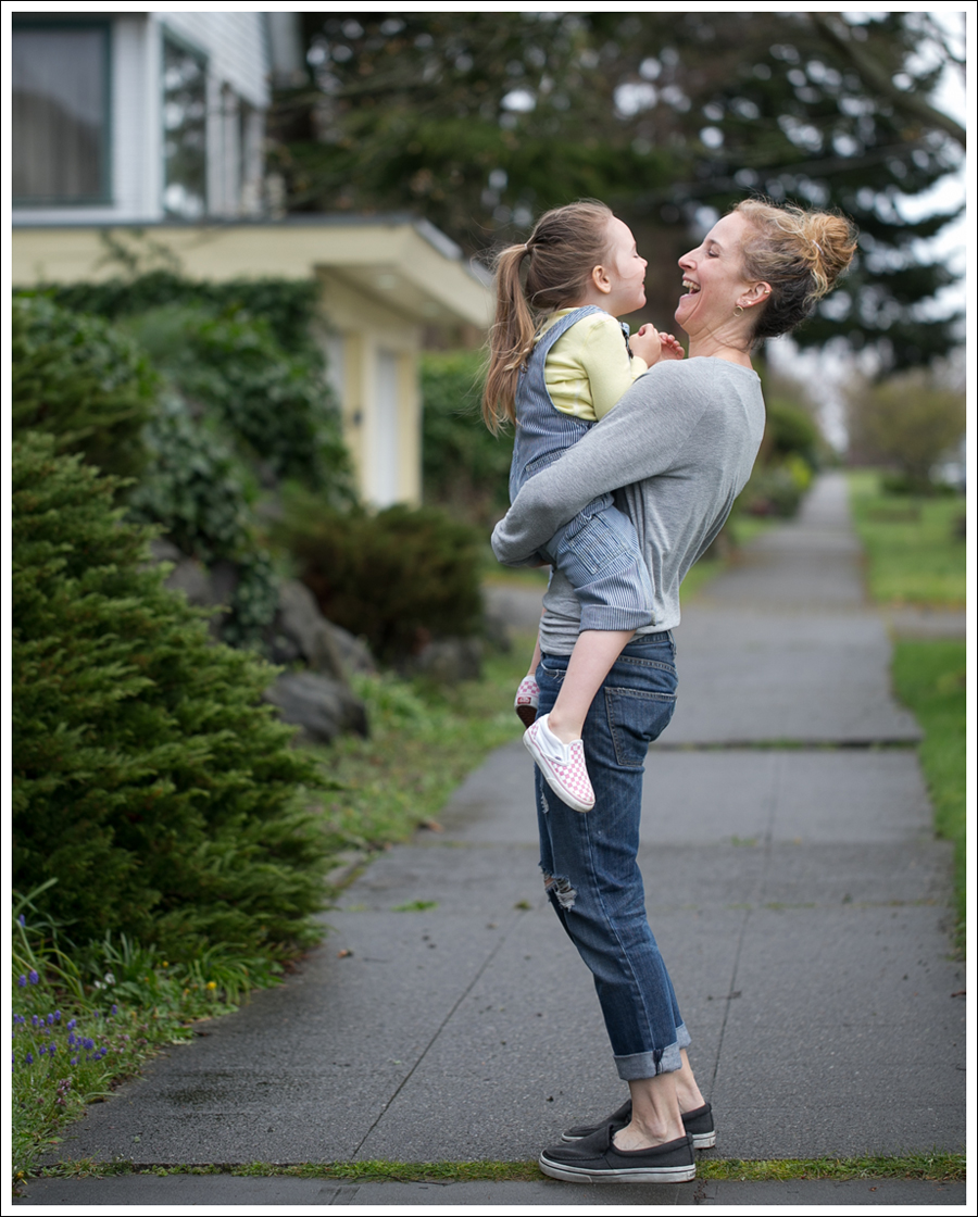 Blog StyleMint Sweatshirt Current Elliott Destroyed Boyfriend Jeans Airwalk Slip Ons-9