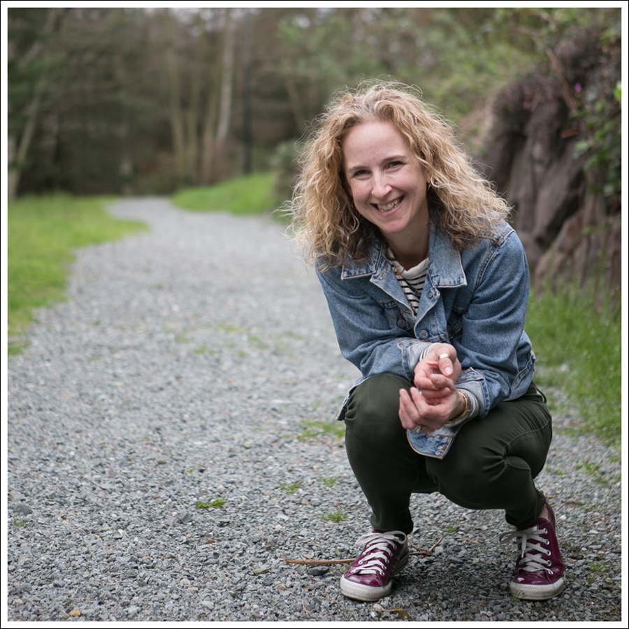 Blog Vintage Levis Jacket Zara Striped Sweatshirt Black Orchid Denim Converse-12