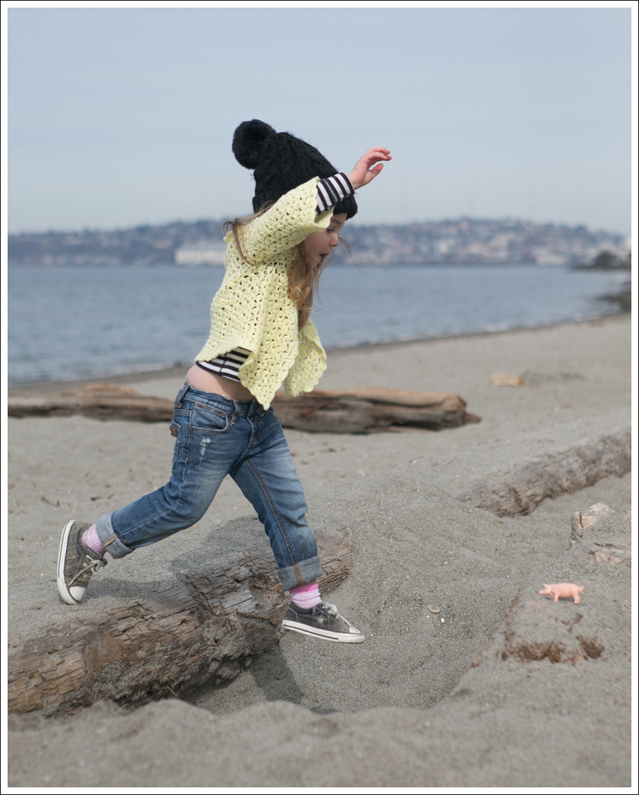Blog Vintage Yellow Handknit Cardigan HM hat Tea Striped Tee Joes Jeans Black Converse-2