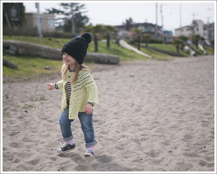 Blog Vintage Yellow Handknit Cardigan HM hat Tea Striped Tee Joes Jeans Black Converse-23