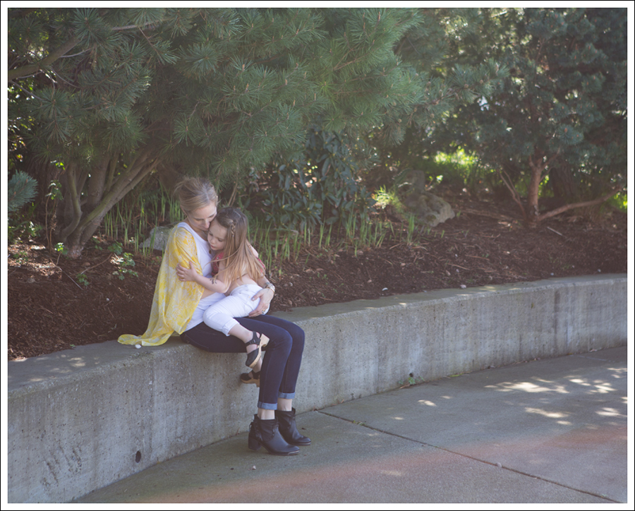 Blog Winter Kate Silk Kimono Zara Tank DL1961 Emma Cellar SixtySeven Booties-22