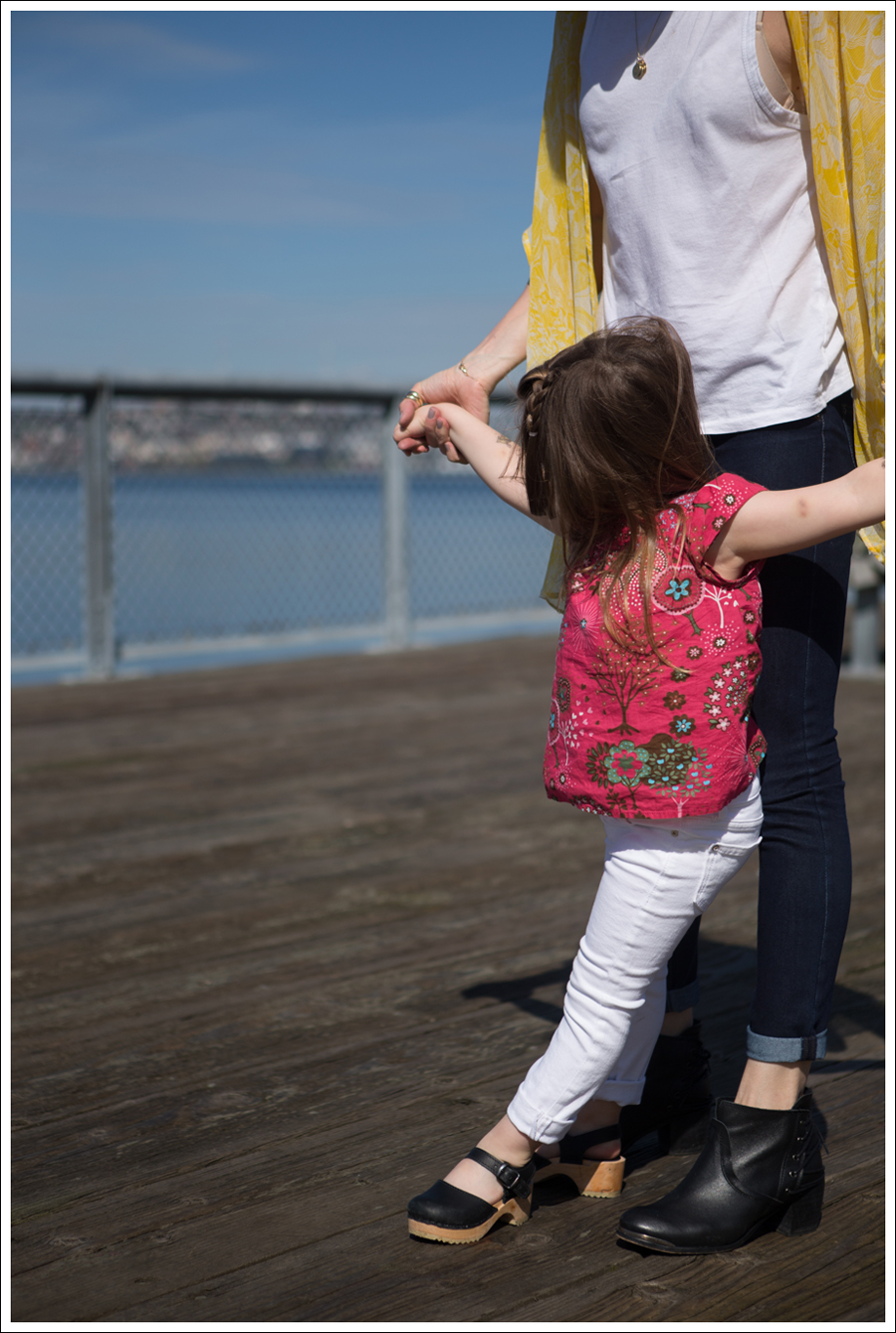 Blog Winter Kate Silk Kimono Zara Tank DL1961 Emma Cellar SixtySeven Booties-7