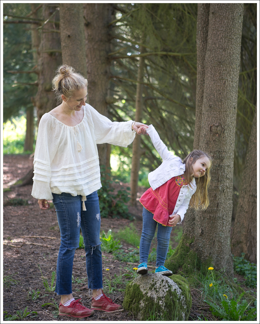 Blog Ascot Hart Ciel Boho Top 7FAM destroyed skinny NM70 Tennis Shoes-22